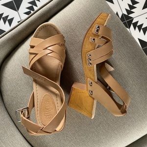 REVOLVE Jo Jo Sandal